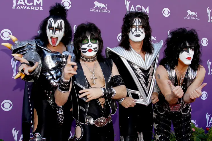 KISS
